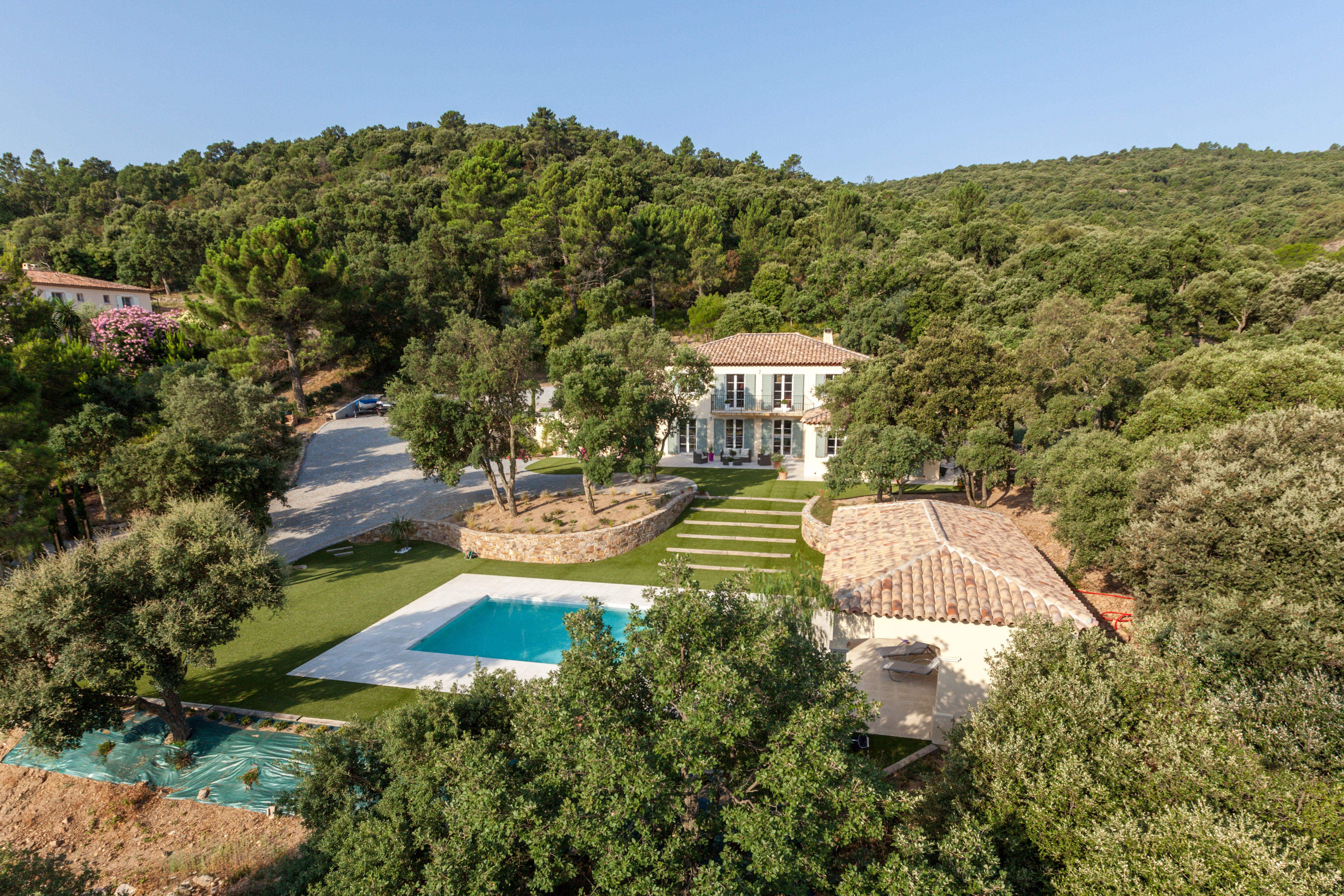 Villa B
